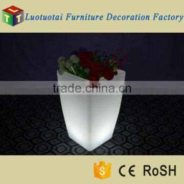 Waterproof LED Garden Furniture Battery Operated Illuminated LED Flower Pot Planter photo-2