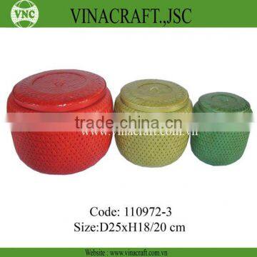 Mini round colorful bamboo basket with lid in natural color for food