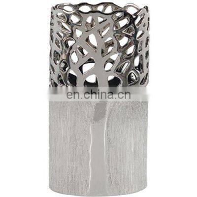 Aluminium Cast Flower Vase photo-2
