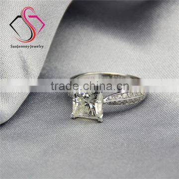 Princess Brilliant Cut Esmedora Moissanite Sqaure 2 Carat 7mm Center 14k 18k White Yellow Gold Platinum Diamond Engagement Ring photo-3