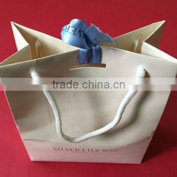 Factory Customized Design handmade, recyclable garment packaging paper bags                        
                                                Quality Choice