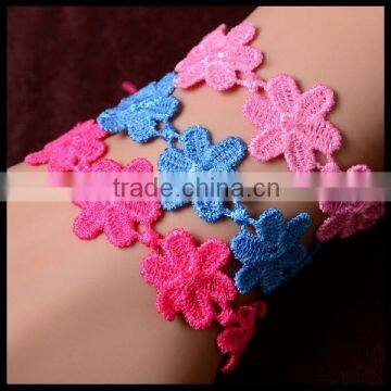 Trends in Italy : Friend Many Designs Lace Bracelet Handmade The New photo-3