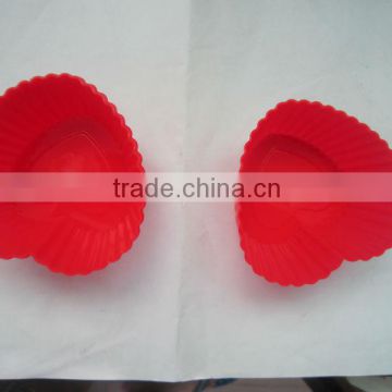 2014 hot selling Eco-friendly heart shaped red color silicone cake mould cookie cup