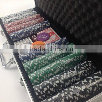 international bargain deluxe poker chip game set with Aluminun Metal Case roulette chips set