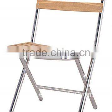 Folding wood chair