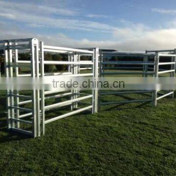 Animal enclosures / cattle or sheep panels / Man-gate accessories