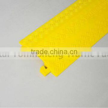 Wide 1-channel Yellow Plastic Cable Protectors