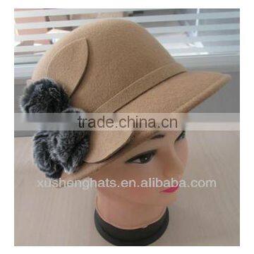 100% wool felt bucket hat with chuzzle decoration