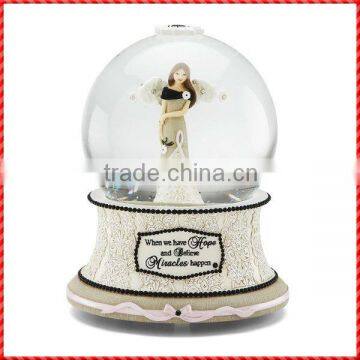 2013 high grade beautiful princess snow globe