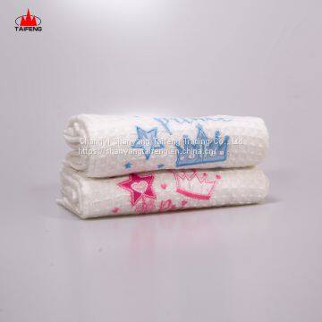 wholesale supplier baby shawl and blanket woven baby carpet in pink blue for baby girl and boy