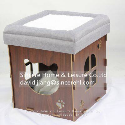 Foldable pet house