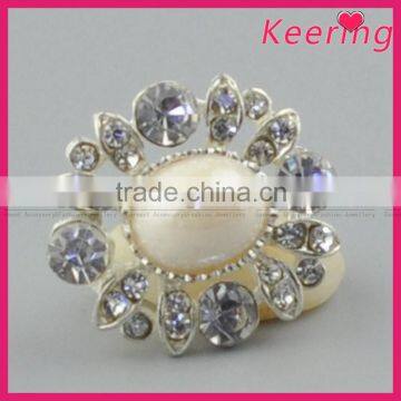 Hot sale round pearl rhinestone button sew on garments