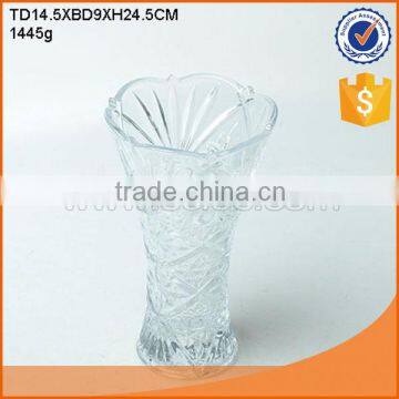 High quality Clear glass vase with embossed pattern for home decor