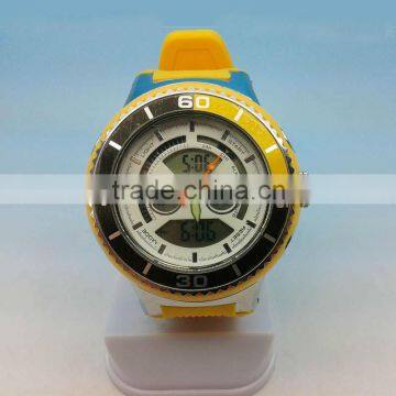 Novelty Multi-functional waterproof outdoor digital sport watch