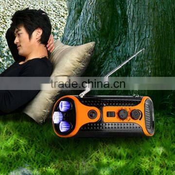 Dynamo Rechargeable Radio, FM/AM Radio Flashlight