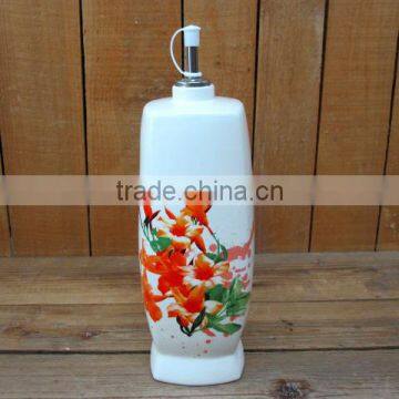 Eco-friendly Feature Ceramic Kitchen Oil Bottle