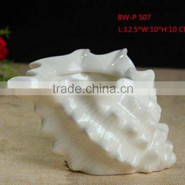 white shell shape ceramic flower pots