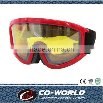 Children red snow mirror, safe non-toxic materials, can protect a child's eyes when motion made in Taiwan