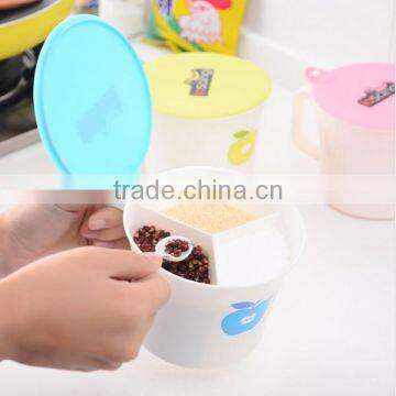 Custom Creative Food-Grade PP Plastic 3 Apartment Seasoning Spice Storage Box Supplier photo-2