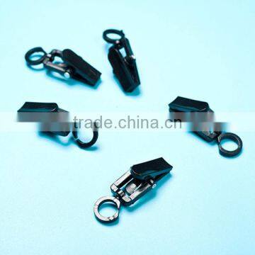 Small Plastic Black Curtain Clip Rings photo-3