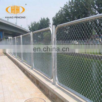 Colored used galvanized chain link fence