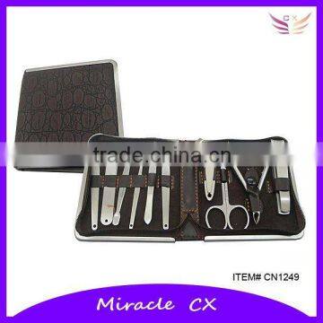 metal frame with zipper steel manicure set