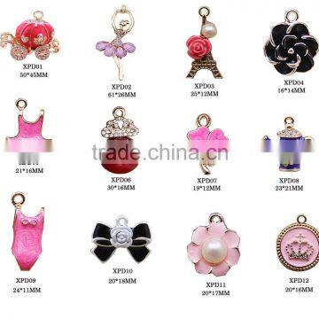 Wholesale high quality heart charms jewelry pendant zinc alloy DIY Top Fashion Different designs girl charm for mobile phone