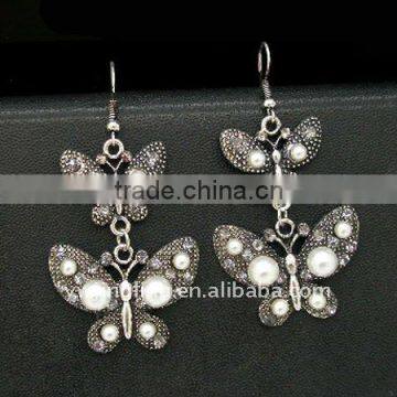butterfly pearl earrings design
