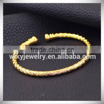 Direct Wholesale Costume Brass Jewelry China Gold Daily Wear Expandable Bangle photo-3