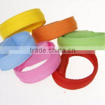 Yiwu Wholesale Low Price Profitional Gift Colorful Fashion Customized Nylon LED Flash Wristband photo-6