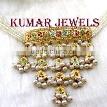 Navrattan Jadau Choker Set