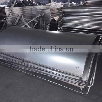 Hot Sale Heavy Duty Square Cattle Hay Feeder With Roof for Livestock