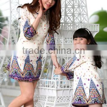 pretty middle sleeve reto printed pattern parent-child frock dress Mother and Daughter dress design