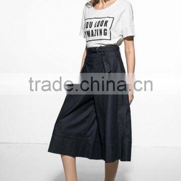 Women's red o neck short sleeve silk screen printing shirt