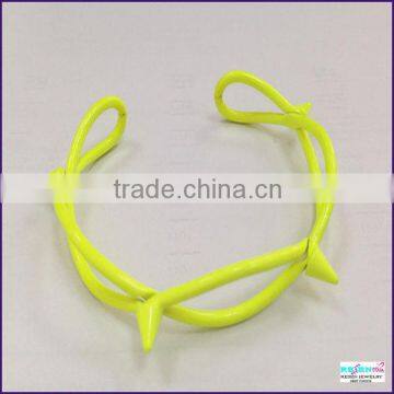 jewelry,ring,wedding ring