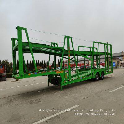 6-seater car transport semi-trailer Transporting semi-trailers by towing trailers