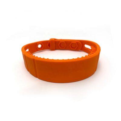 Waterproof NFC Silicone Bracelets RFID Cashless Payment Wristbands NTAG213 NFC Rubber Wristband Silicon Custom Logo