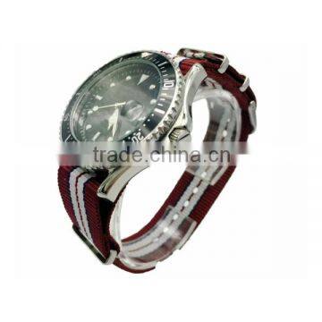 Middle Size Lens Glass Aluminous Bezel High Quality Nylon Strap Watch