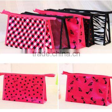 small size easy carry ladies cosmetic bag