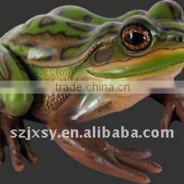 2012 hot-selling plastic frogs statue