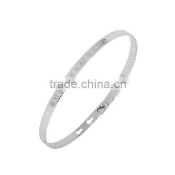 Memories Bangles with Customize Design Word 'QUE SERA SERA' with 4mm/7mm Width