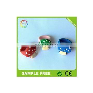 New Model Promotional Toys Plastic Silicone Cartoon Finger Ring