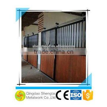 Factory supply High quality horse stable with sliding gates