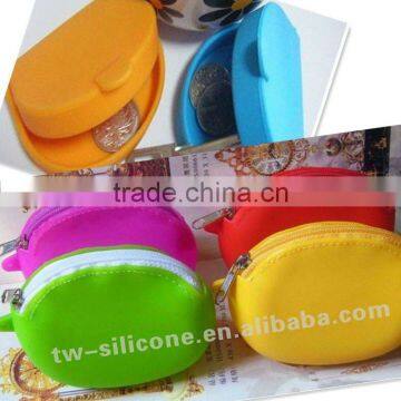 2013 New Products of Silicone kids bag purse and gifts