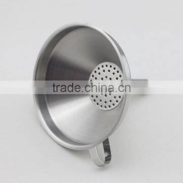 Wide Mouth Stainless Steel Funnel With Detachable Strainer photo-3