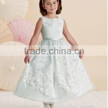 Lovely Satin off Shoulder Baby Gown Lace Discount Flower Girl Derss photo-2