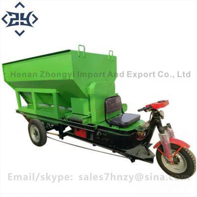 Hot Sale Three Wheels Vehicle Feed Spreader Mobile Livestock Feed Machine photo-2
