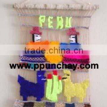 Wool Tapestry / Wool Wall Decor / Wool Wall Hanging 14x10" Peru