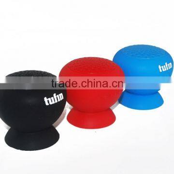 2015 round mini bluetooth speaker can support the phone suction cup speaker