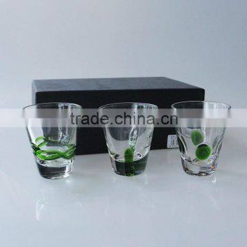 Leadfree glass china popular open mouth green garland whisky tumbler shot glass